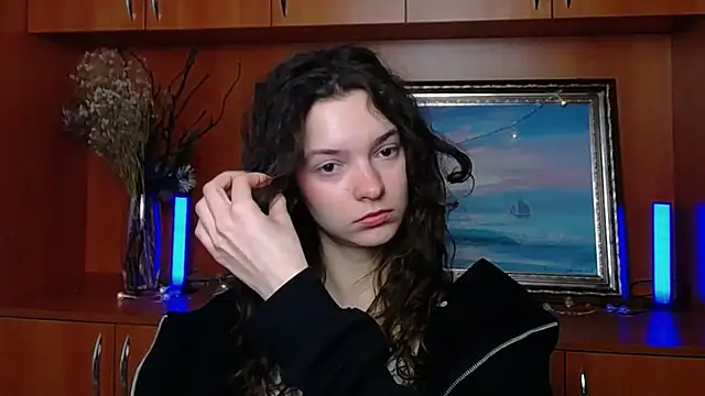  SusieSu  online show from 02/20/26, 07:21