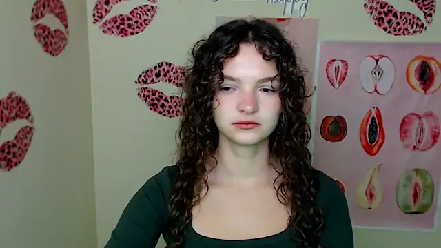  SusieSu  online show from 10/06/25, 06:36