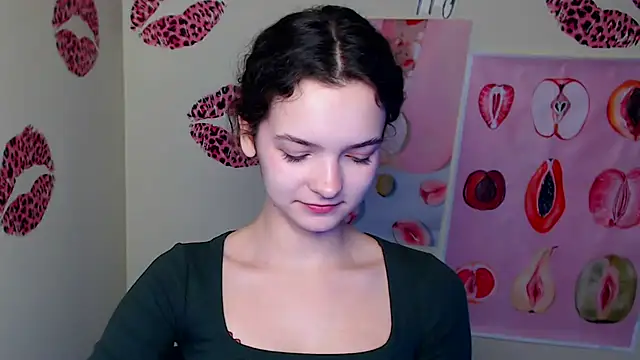  SusieSu  online show from 11/28/25, 01:22