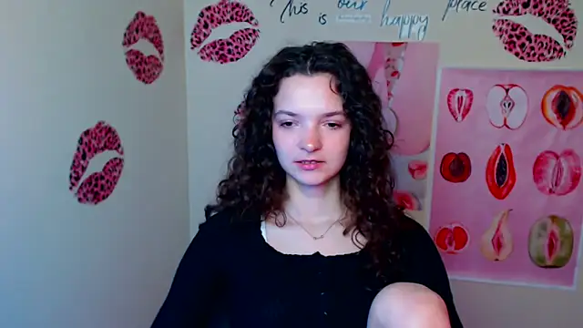  SusieSu  online show from 03/26/26, 07:28