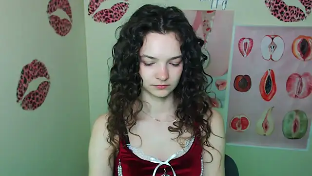  SusieSu  online show from 03/19/26, 07:30