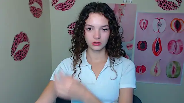  SusieSu  online show from 09/18/25, 06:49