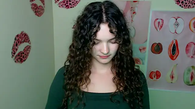  SusieSu  online show from 10/06/25, 06:41