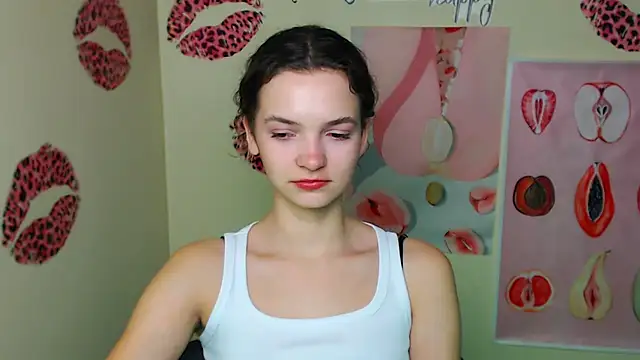  SusieSu  online show from 11/18/25, 07:11