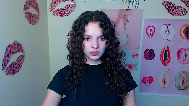  SusieSu  online show from 09/23/25, 06:20