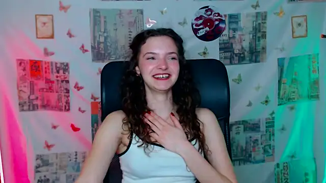  SusieSu  online show from 04/09/26, 12:11