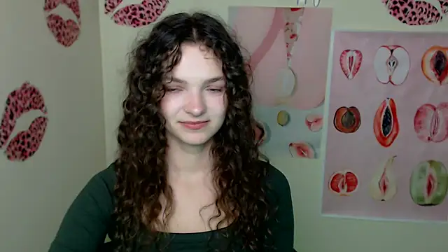  SusieSu  online show from 10/07/25, 06:47