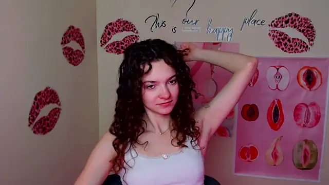  SusieSu  online show from 03/30/26, 06:15