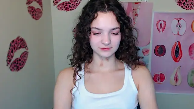  SusieSu  online show from 11/02/25, 07:35