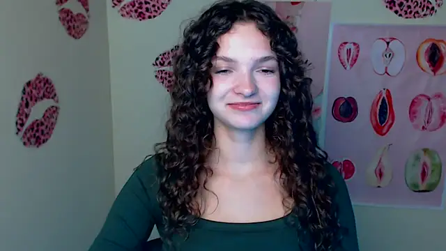  SusieSu  online show from 10/04/25, 07:04