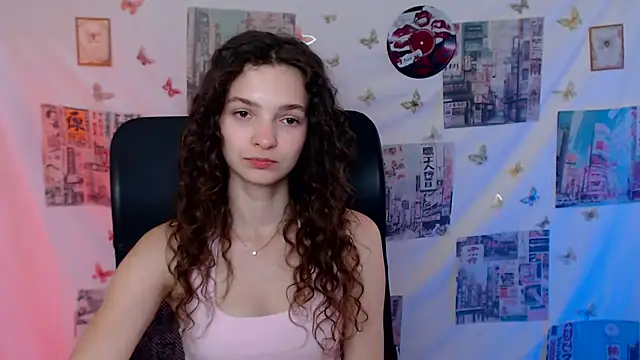  SusieSu  online show from 05/06/26, 12:09