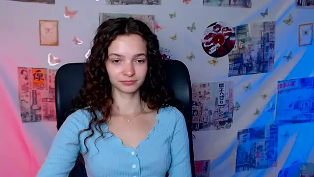  SusieSu  online show from 05/19/26, 06:20