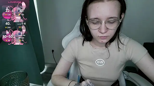 crashtest 13 online show from 10/28/25, 08:46