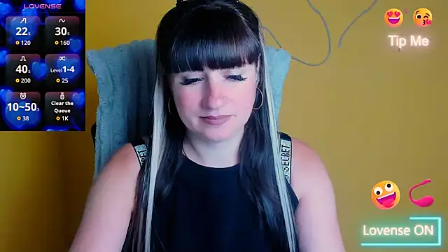 Snapshot of Violla_My chatting on 06/21/26, 05:13 Violla My online show from 06/21/26, 05:13