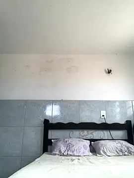 Gabrielleof online show from 11/11/25, 12:44