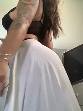 Gabrielleof online show from 02/23/26, 02:39