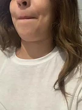 Gabrielleof online show from 04/14/26, 01:49