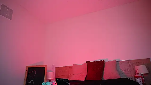 Tiffany sander online show from 11/16/25, 04:06