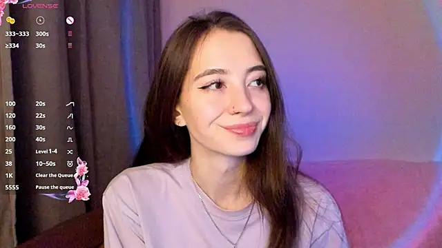 EvaBradley online show from 11/04/25, 06:44