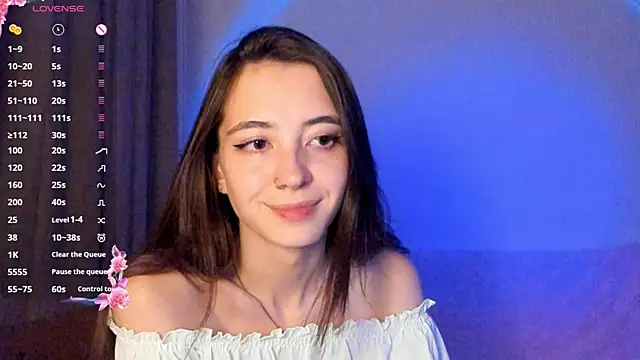 Snapshot of EvaBradley chatting on 09/15/25, 06:52 EvaBradley online show from 09/15/25, 06:52