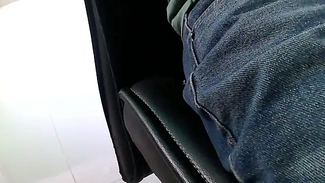 GO LALA online show from 03/18/25, 06:06