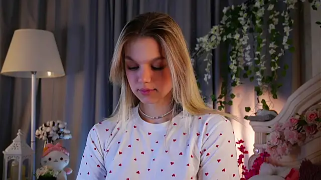 EdlinAlliston online show from 12/16/25, 02:43