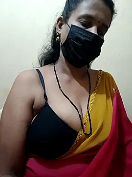 Snapshot of akshara_22 chatting on 03/23/25, 07:53 akshara 22 online show from 03/23/25, 07:53