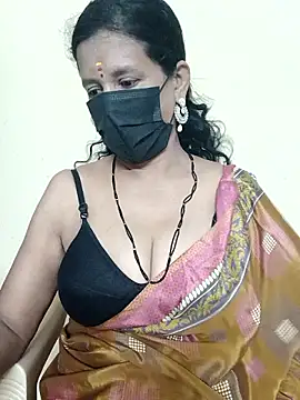 Snapshot of akshara_22 chatting on 03/14/25, 04:40 akshara 22 online show from 03/14/25, 04:40