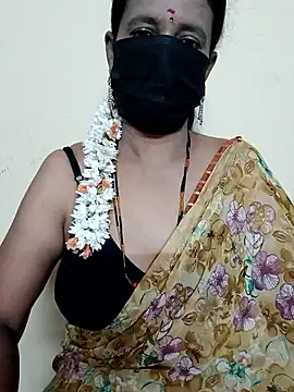 Snapshot of akshara_22 chatting on 02/20/25, 03:41 akshara 22 online show from 02/20/25, 03:41