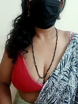 Snapshot of akshara_22 chatting on 11/11/25, 05:24 akshara 22 online show from 11/11/25, 05:24