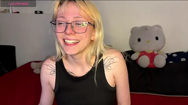 Cloe five online show from 11/05/25, 11:19