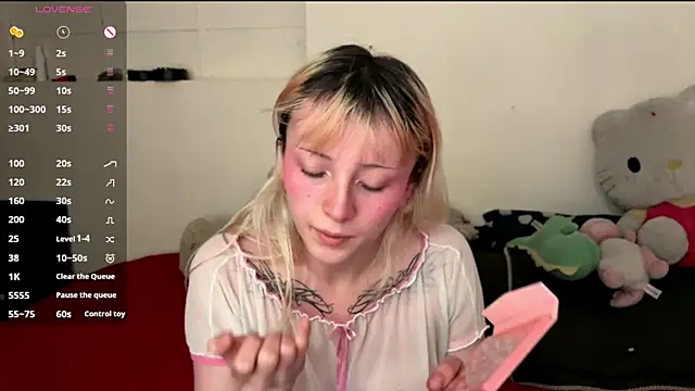 Cloe five online show from 11/24/25, 08:09