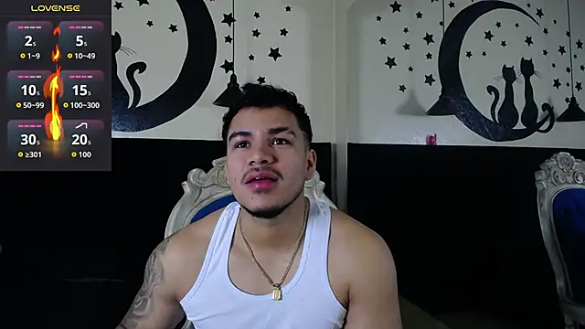 Snapshot of jeisonstark chatting on 12/16/25, 12:42 jeisonstark online show from 12/16/25, 12:42