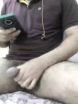 Snapshot of PatelBond chatting on 02/16/25, 11:06 PatelBond online show from 02/16/25, 11:06