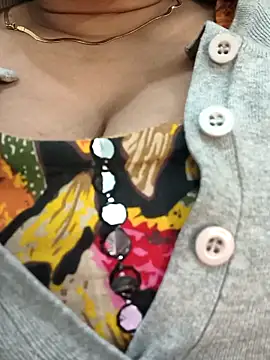 Snapshot of Anamika_Kapoor chatting on 02/18/26, 07:43 Anamika Kapoor online show from 02/18/26, 07:43