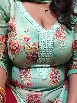 Anamika Kapoor online show from 10/30/25, 03:16