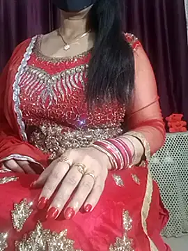 Anamika Kapoor online show from 02/14/25, 08:05