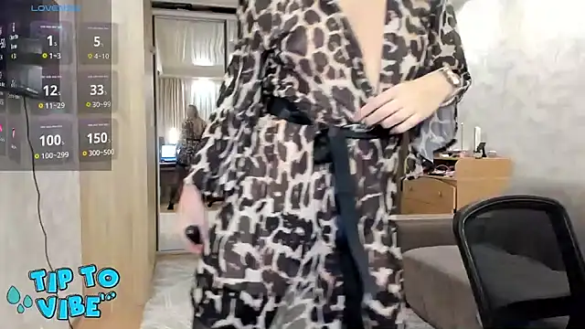 lady Nati online show from 02/19/25, 03:38