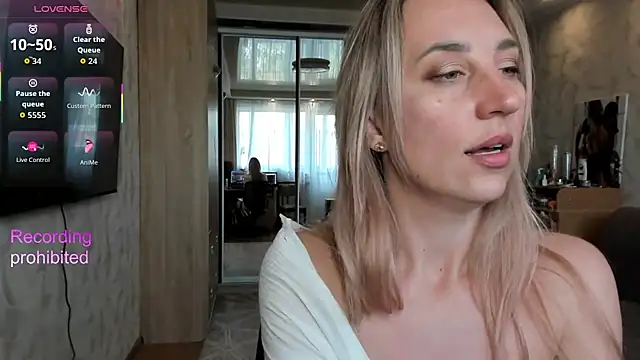 lady Nati online show from 04/13/26, 01:15