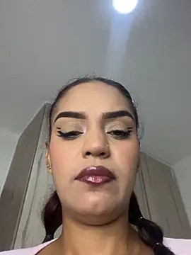 Sara-77 online show from 04/01/26, 09:54