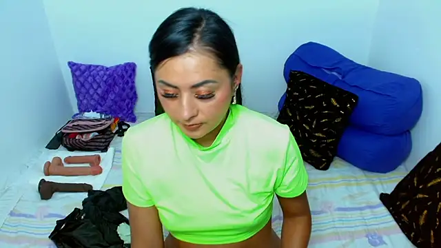 lauren 59 online show from 04/16/26, 09:39