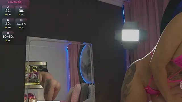 Skyler ferrer online show from 04/08/26, 10:39