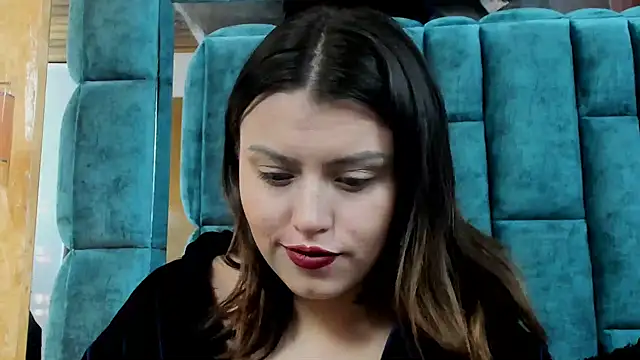 Snapshot of STEFANYVOLKOV chatting on 10/10/25, 05:52 STEFANYVOLKOV online show from 10/10/25, 05:52