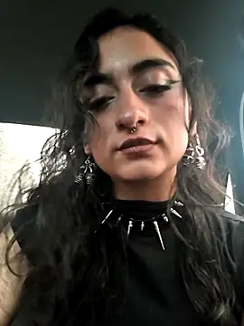 Lila Desiree online show from 04/13/26, 10:03