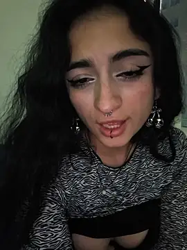 Lila Desiree online show from 06/29/26, 11:37