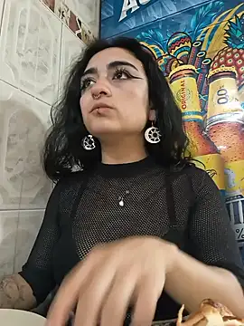 Lila Desiree online show from 06/19/26, 05:52