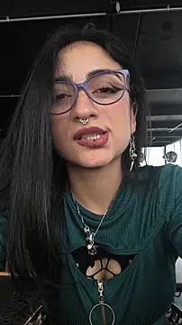 Lila Desiree online show from 10/23/25, 05:22