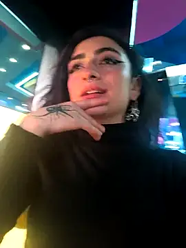 Lila Desiree online show from 04/14/26, 10:26