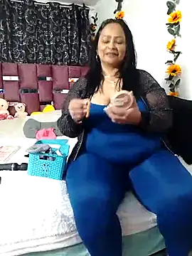 ScarletthJhonson- online show from 11/05/25, 10:13