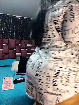 ScarletthJhonson- online show from 10/20/25, 10:43